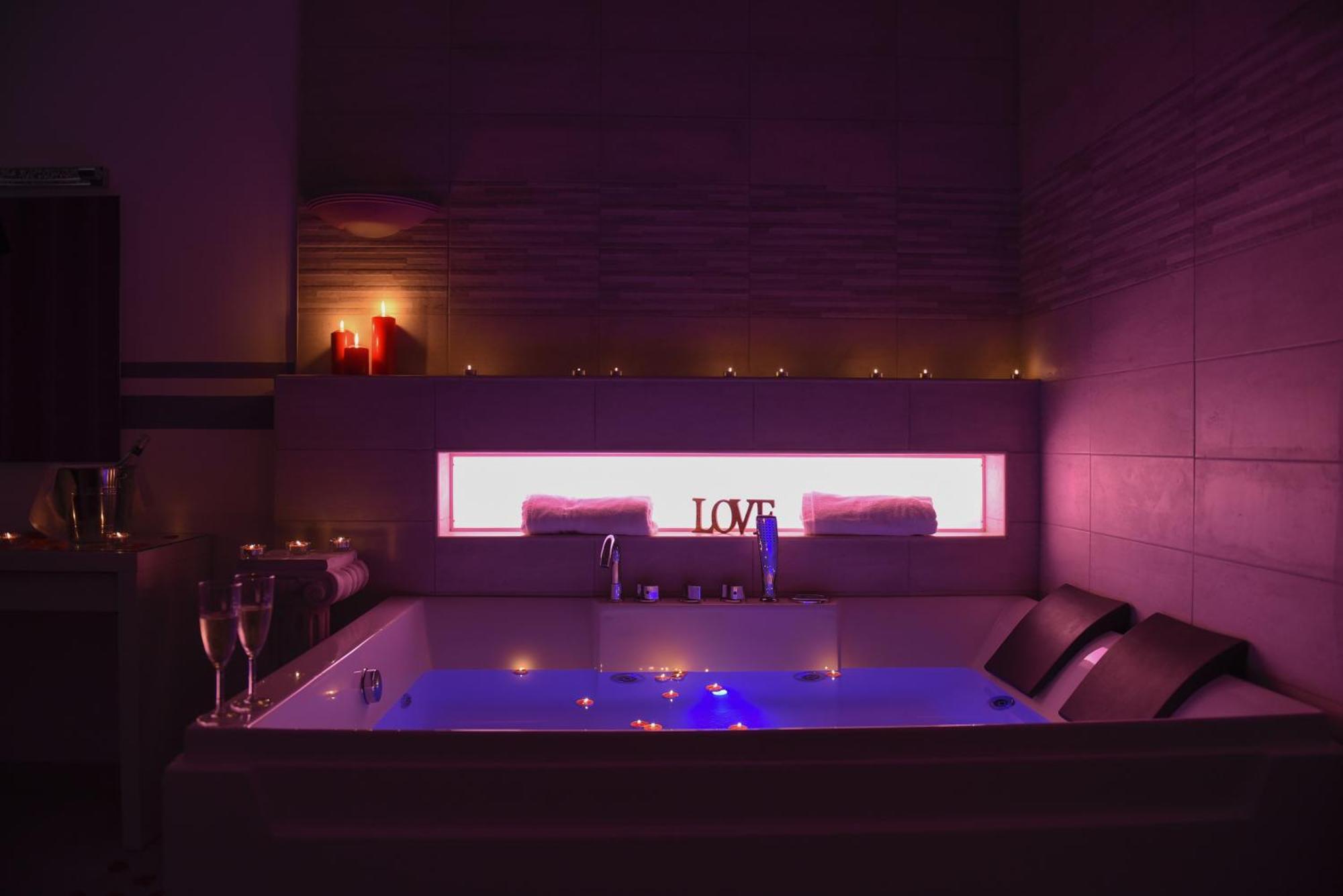 Nido Di Suite, Jacuzzi King Size, Metro C Appartamento *