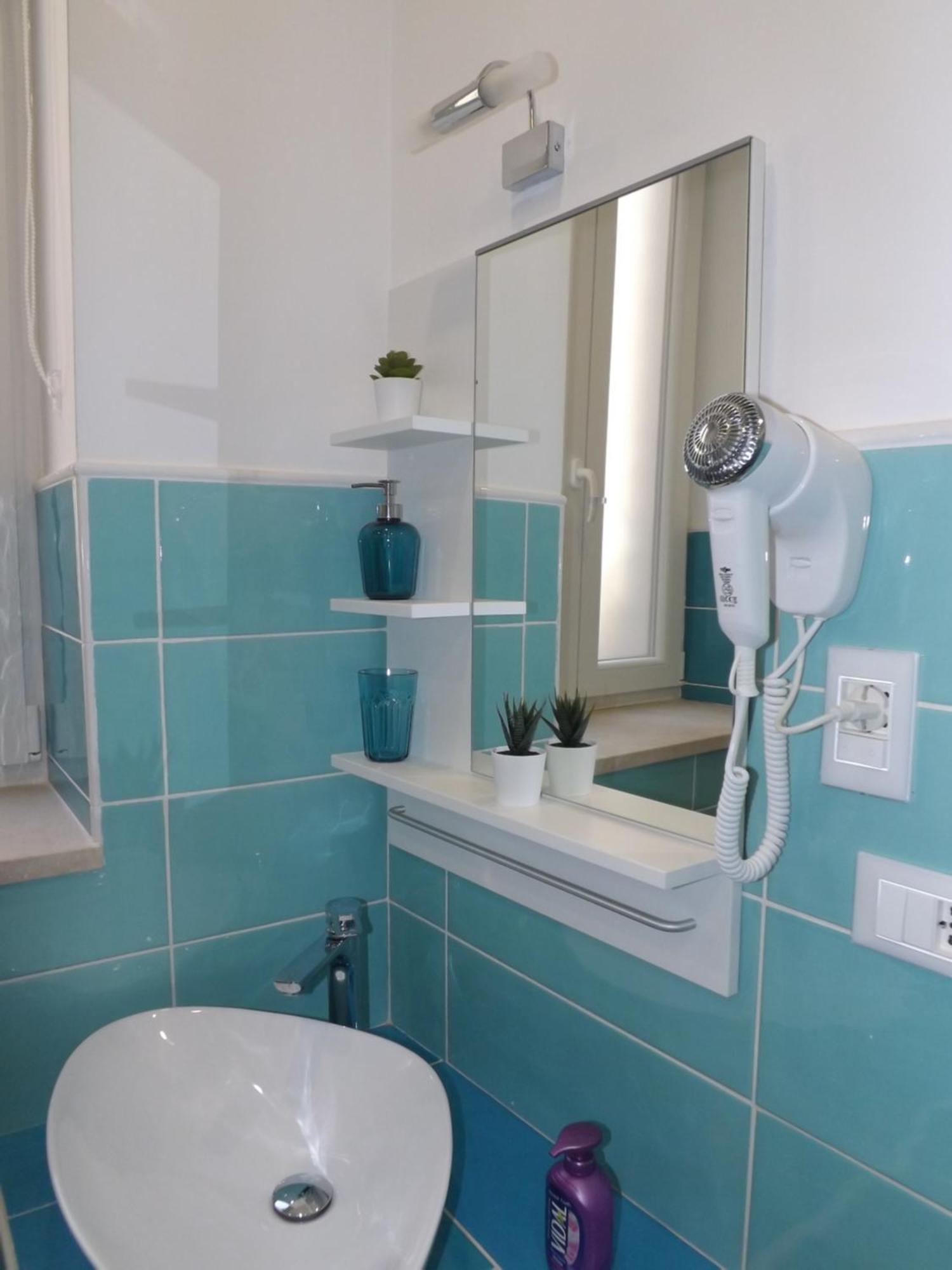 Apartment Nido Di Suite, Jacuzzi King Size, Metro C Rom
